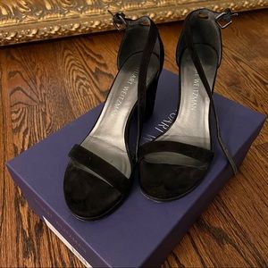 Black suede heels SIZE 4.5